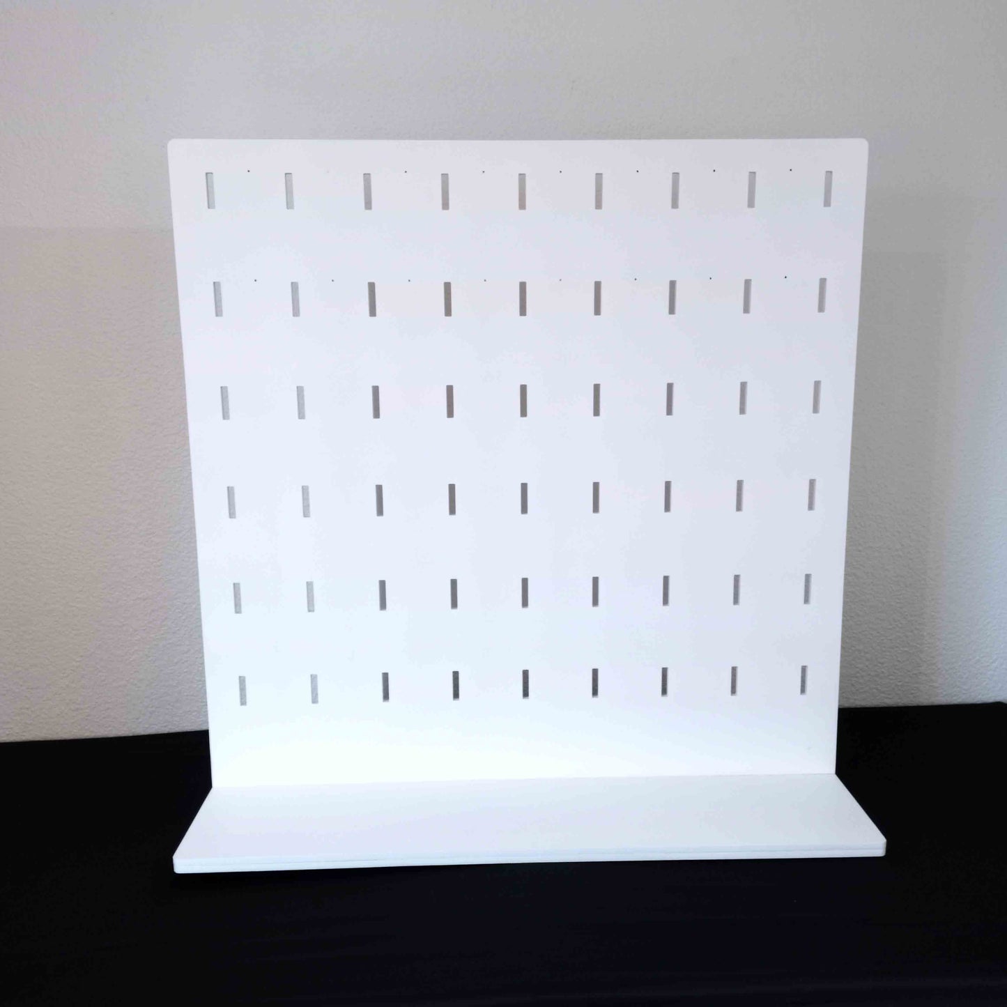 Adjustable Shelf Display Unit for Table