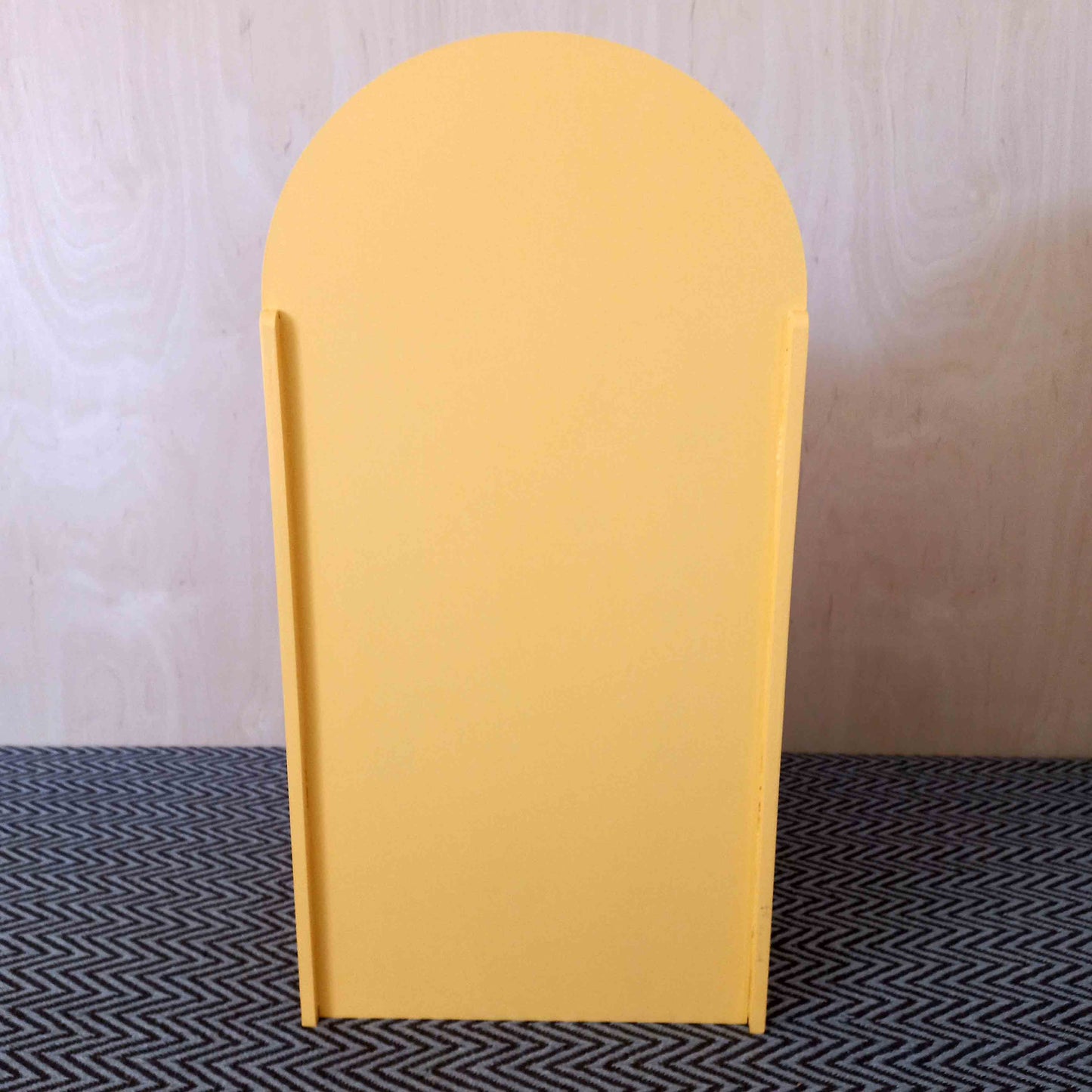 Bubbly Arch Display Shelf