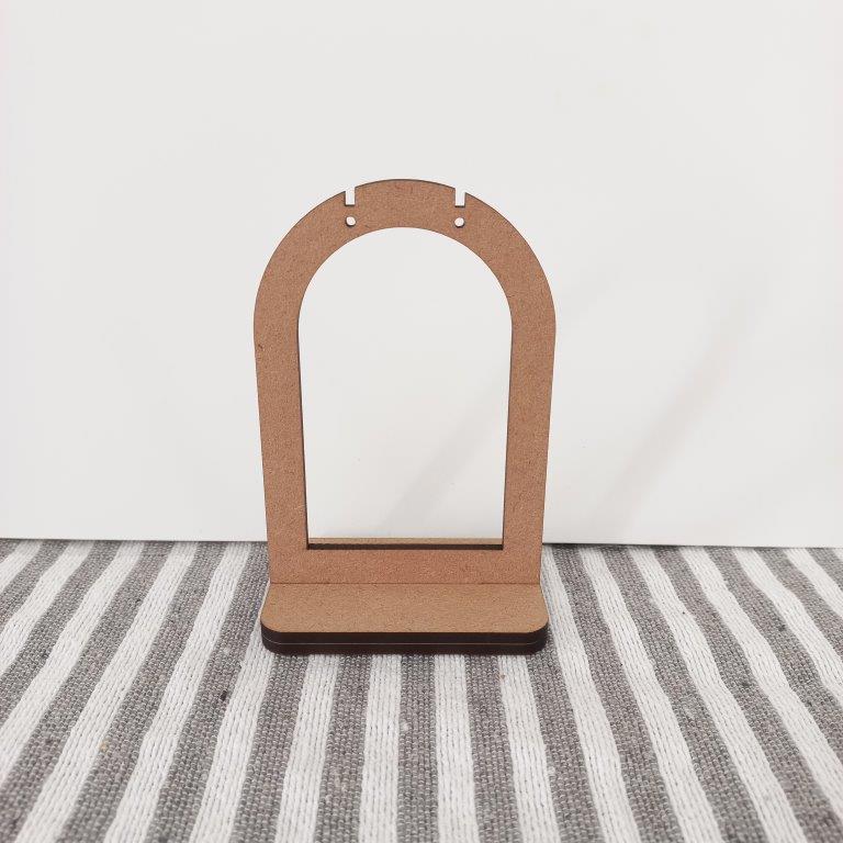 Arch Single Earring Display