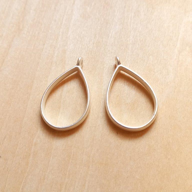 Matte Silver Teardrop Pendants 33.9x20.5x3.8mm per pair