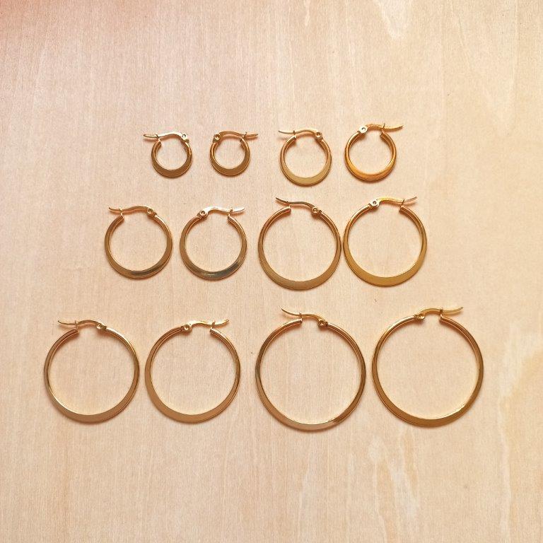 Golden Flat Hoop Earrings per pair