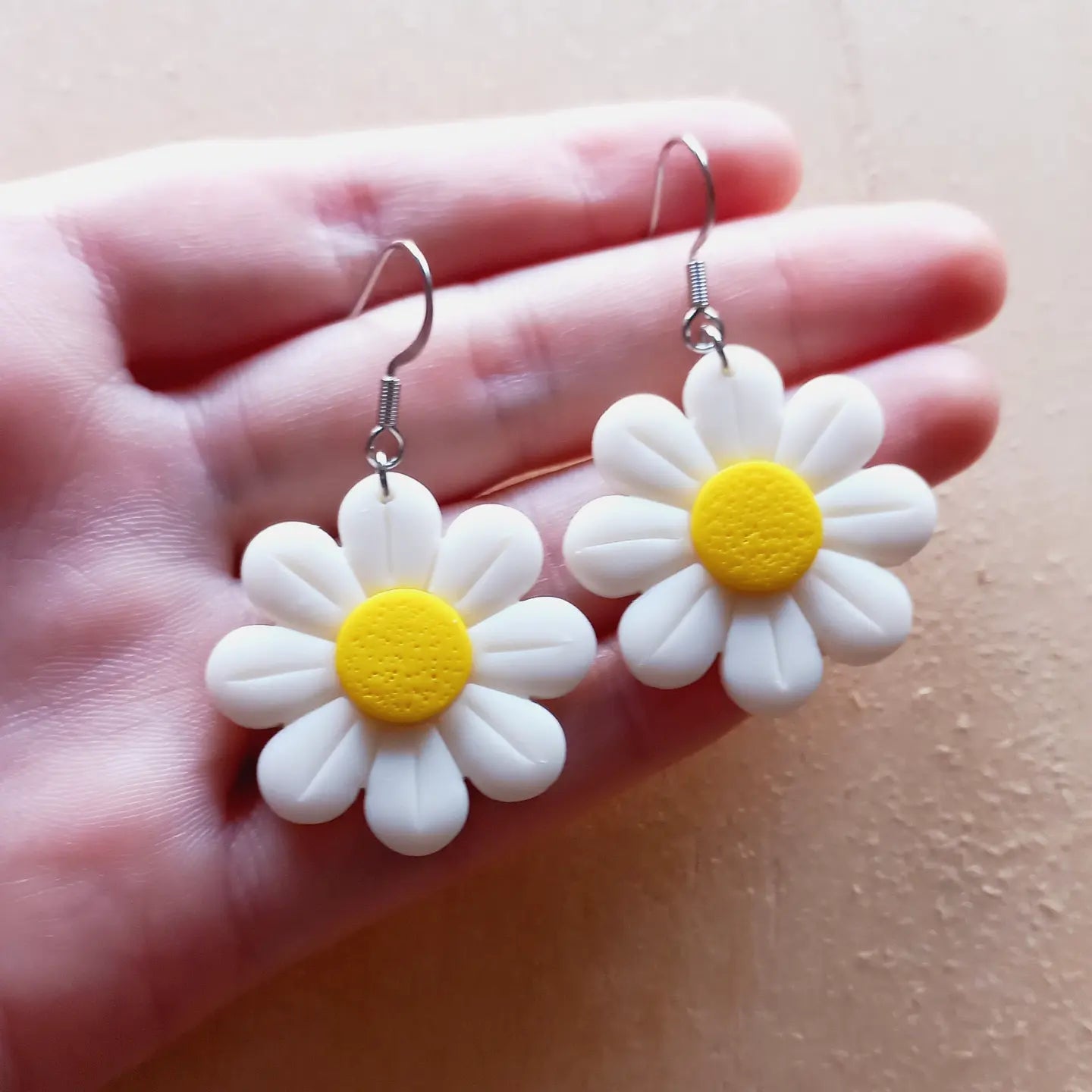 White Daisy Earrings
