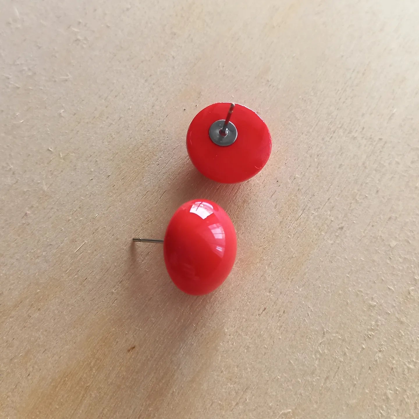 Red Sphere Studs