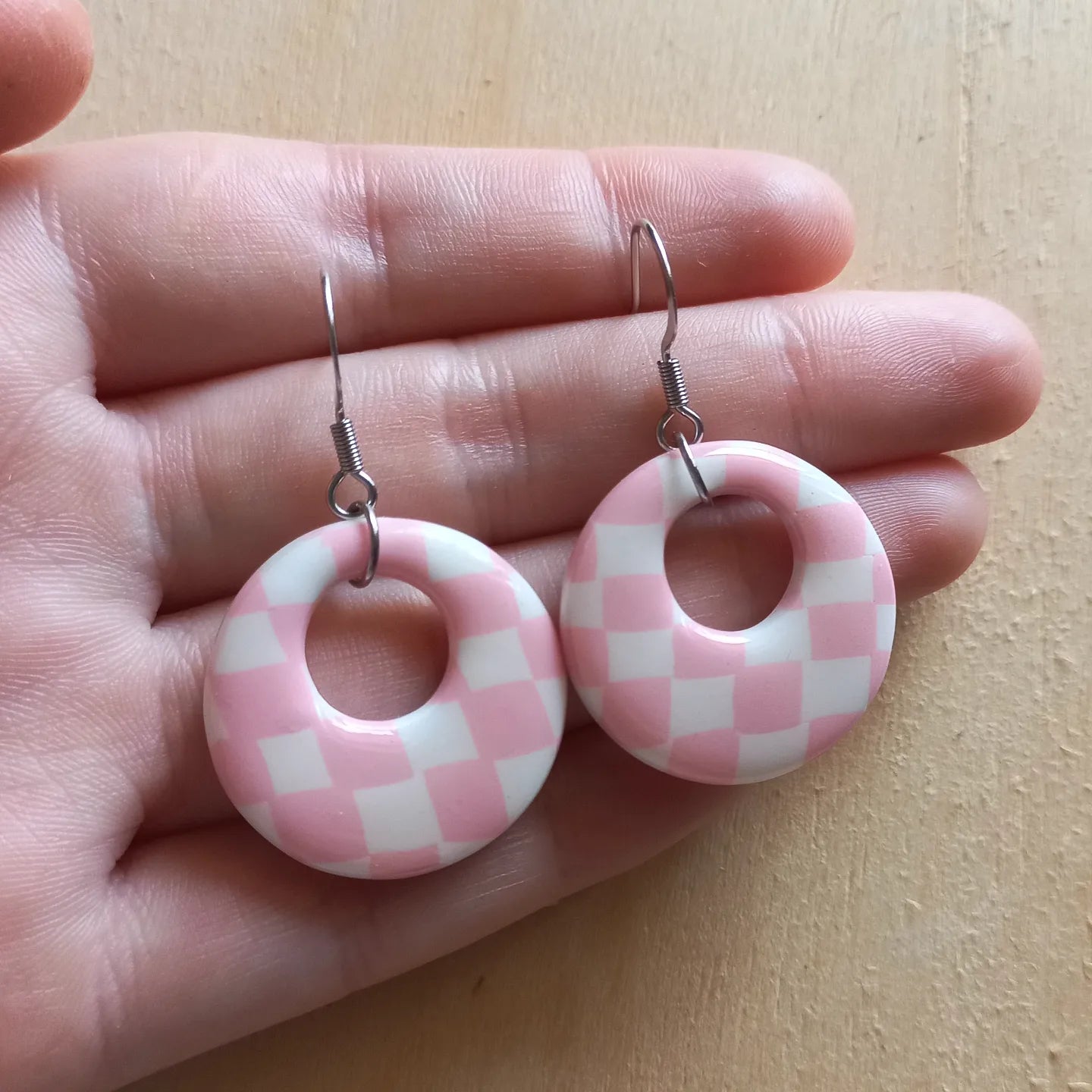 Pink Checkered 80s Hoop Earrings