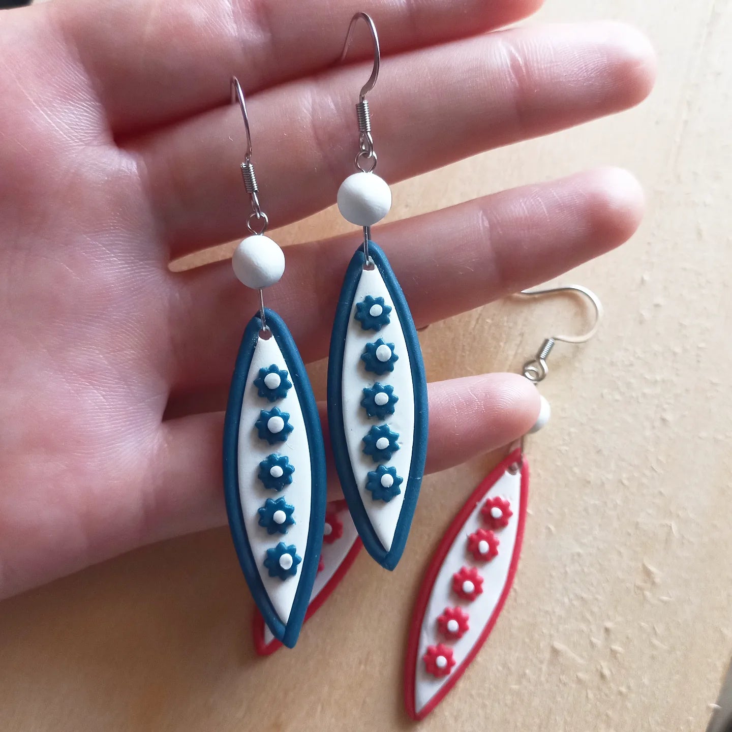 Flower Surfboard earrings