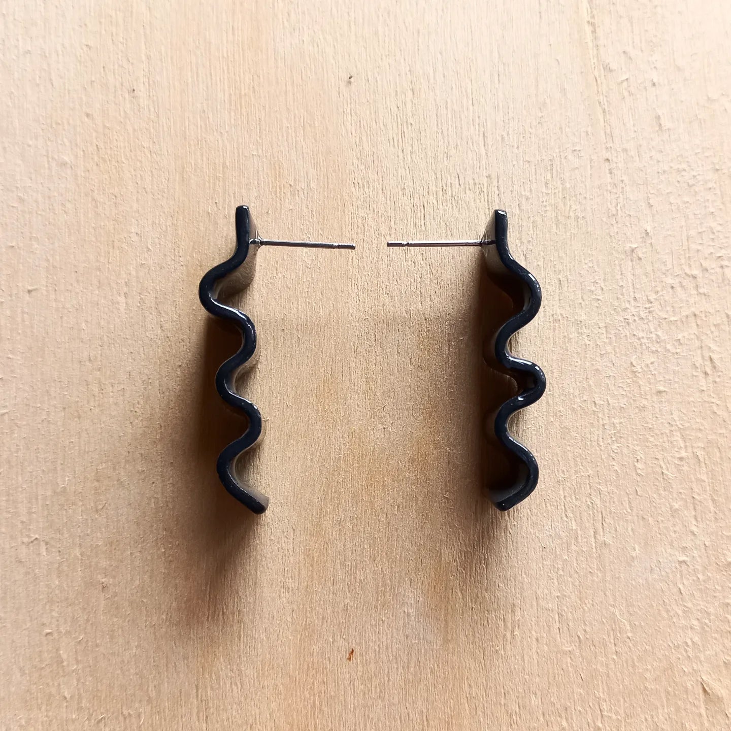 Black Squiggle Strip Earrings