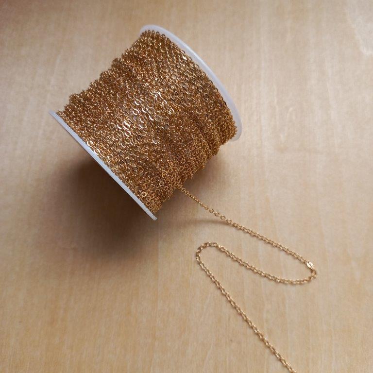 Light Gold Cable Chains 2.2x1.9x0.3mm per meter