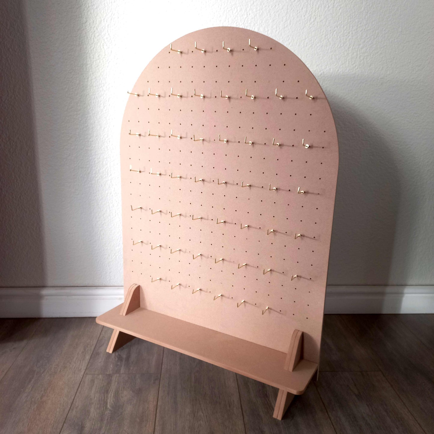 Large Arch Pegboard with Shelf 84x60cm