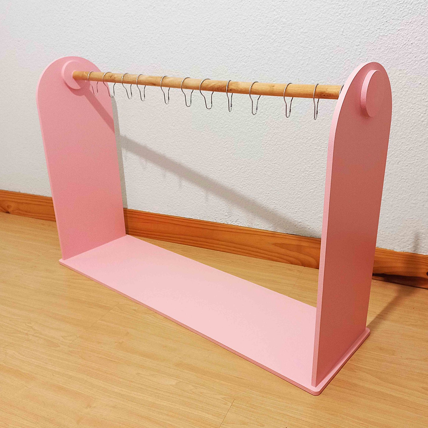 Tabletop Display Hanger