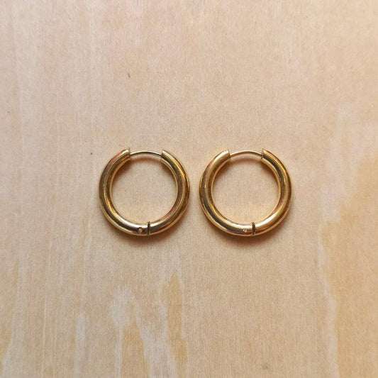 Golden Huggie Hoop Earrings 20x21x3mm