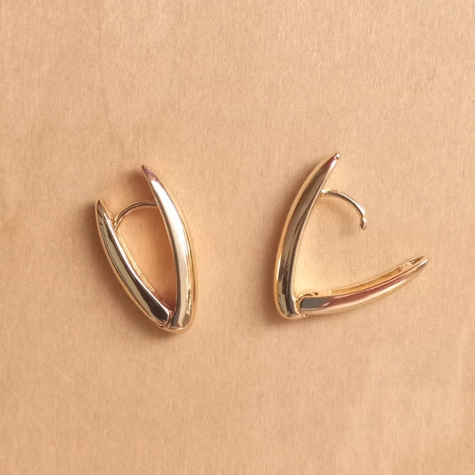 18K Gold Plated V-shape Hoop Earrings 20.5x4mm