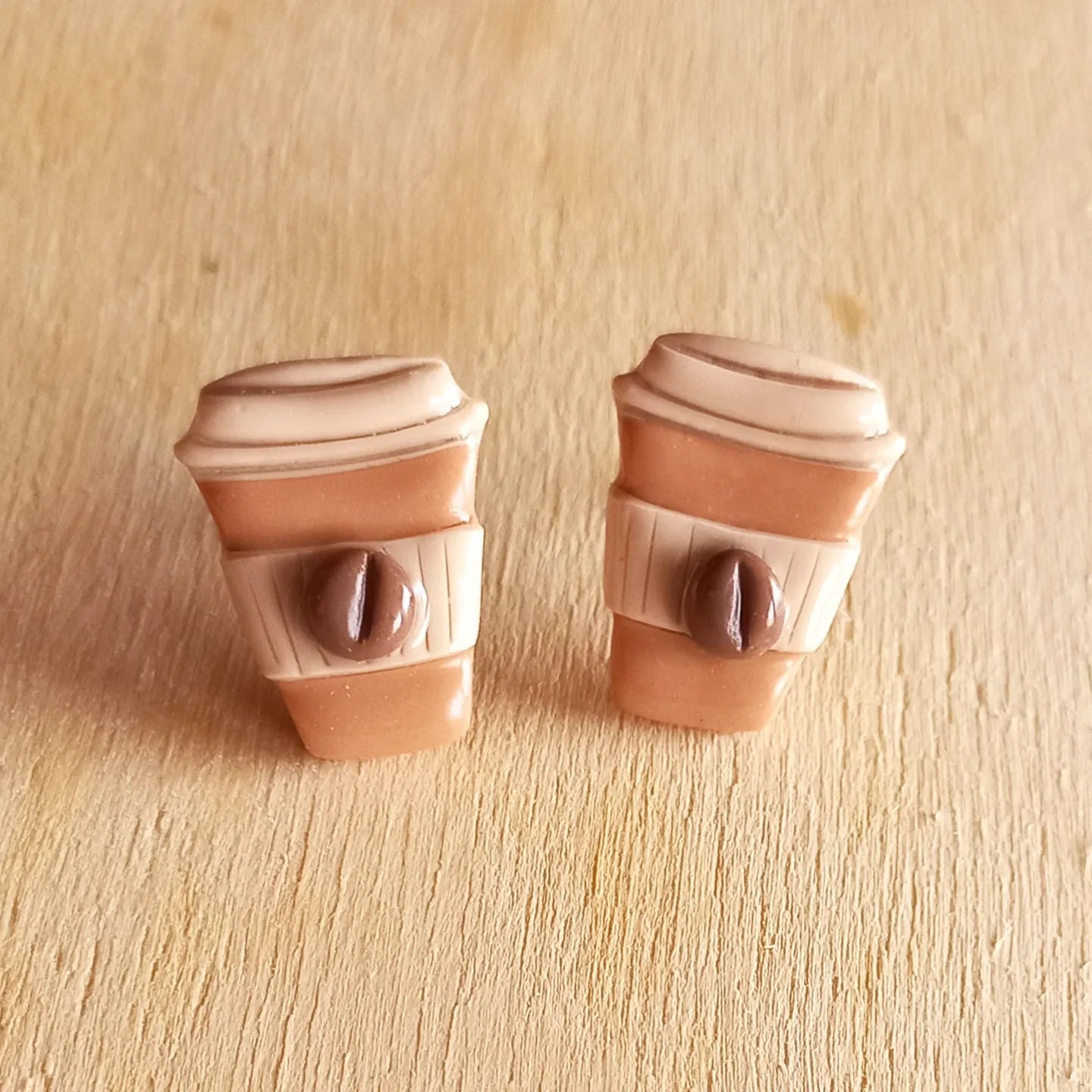 Coffee stud earrings
