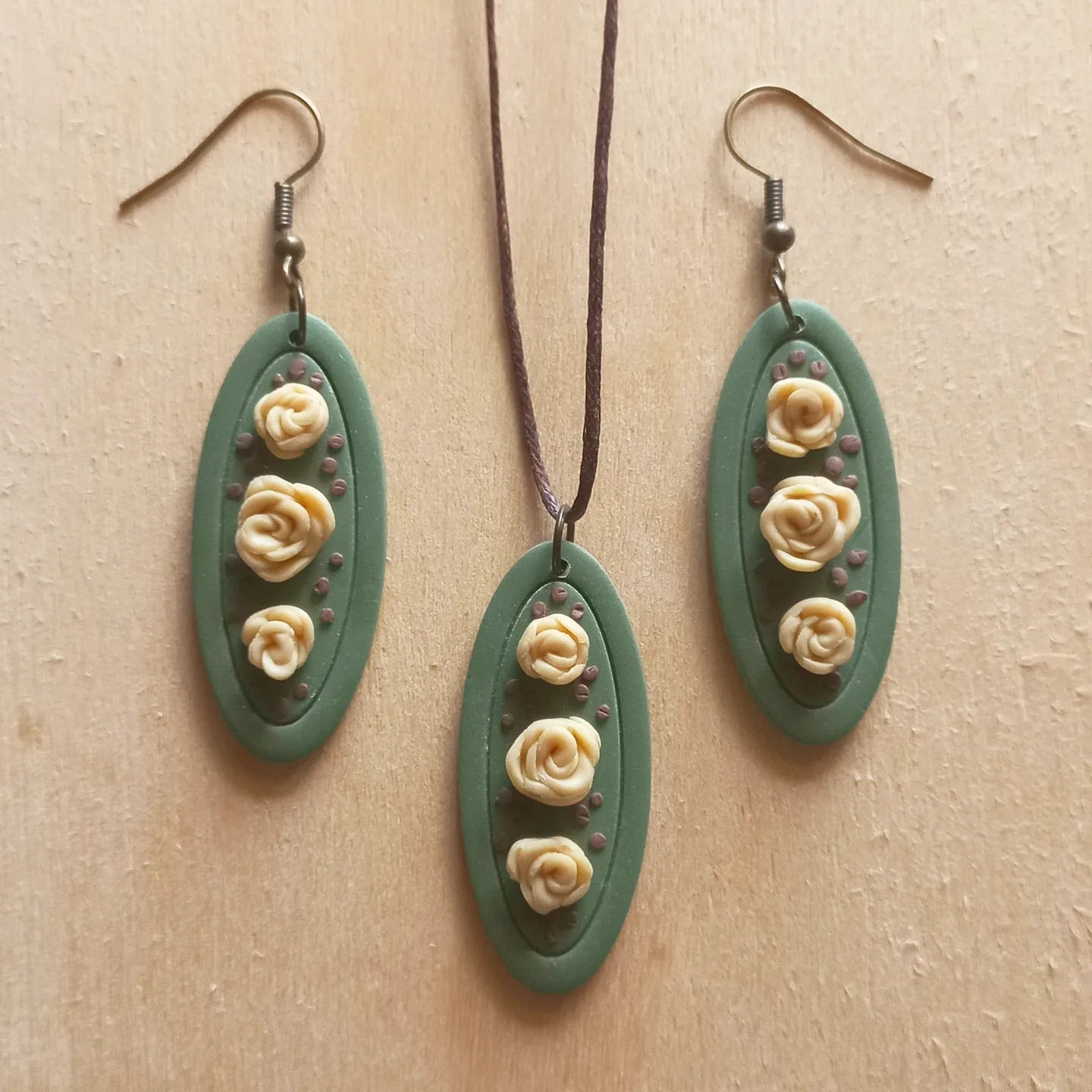 Olive Rose Pendant Jewellery Set