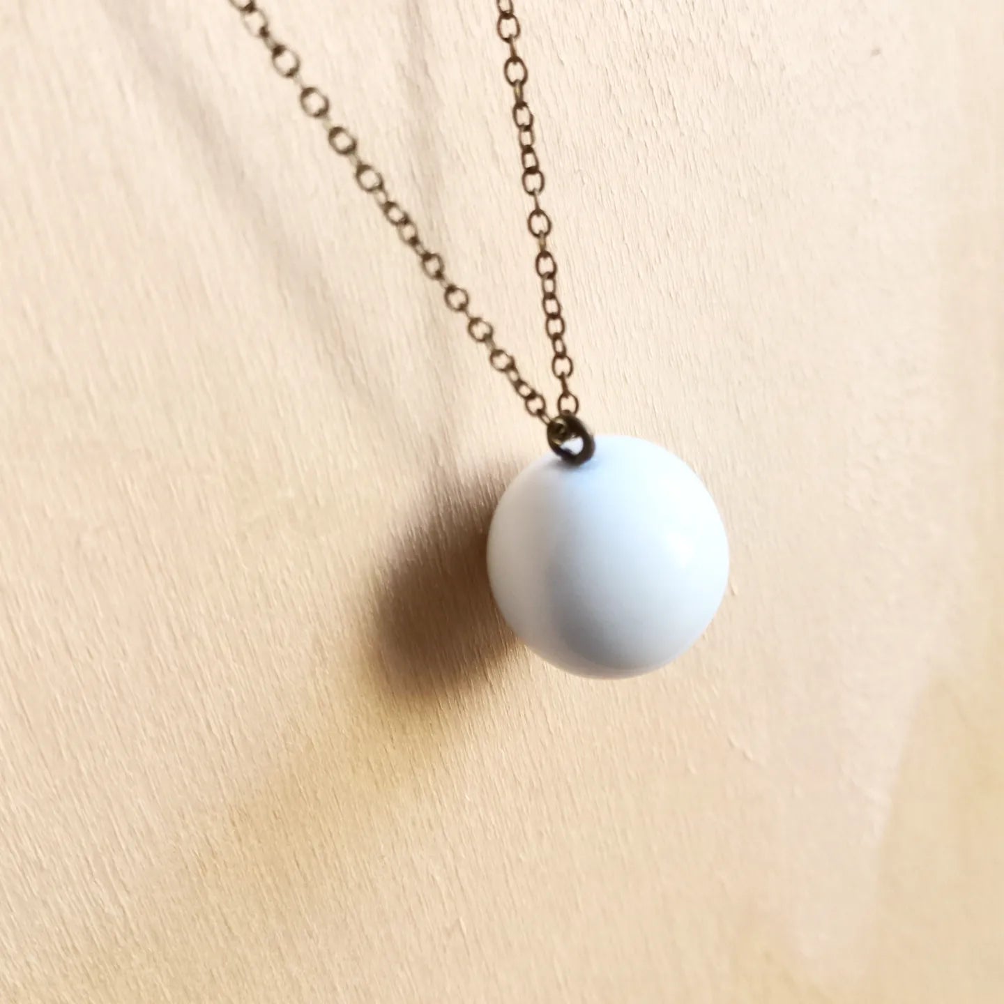White Ball Bronze Necklace