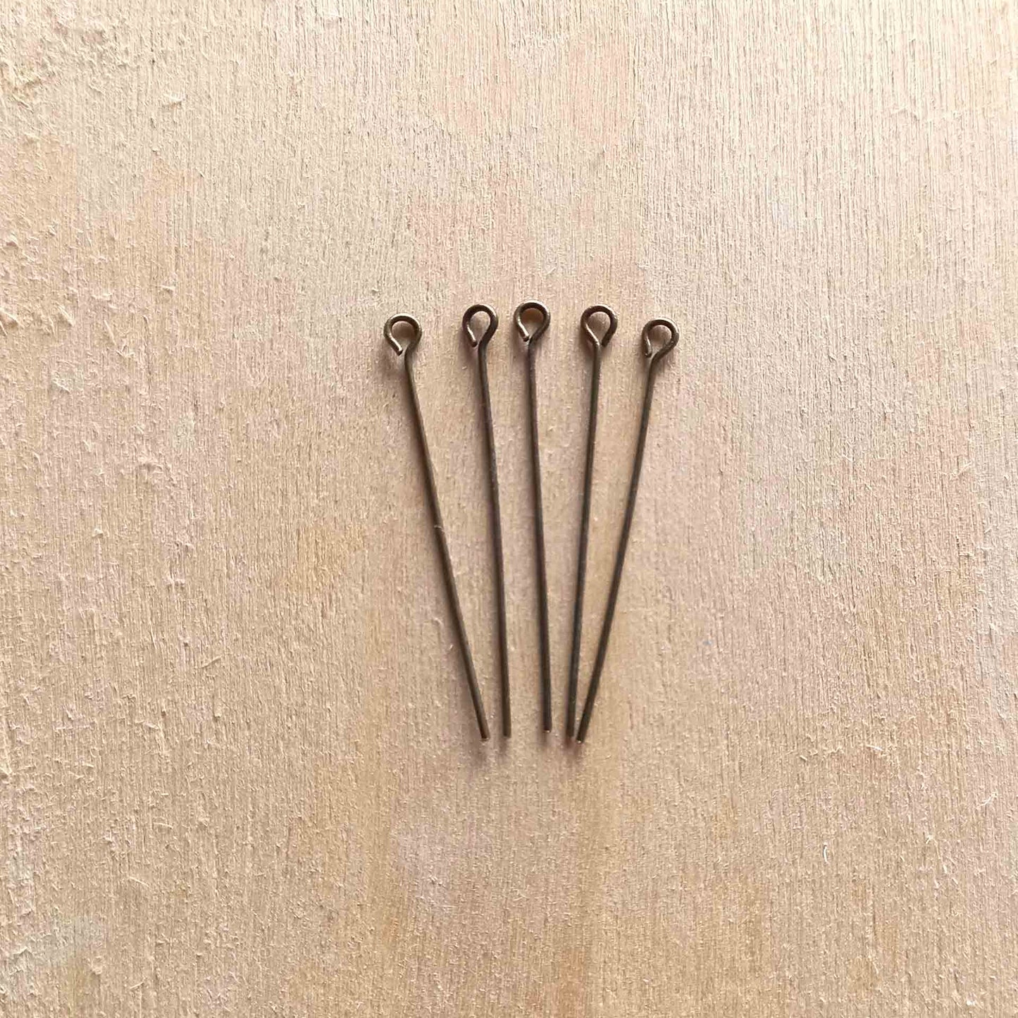 Antique Bronze Eye Pins per 10pc